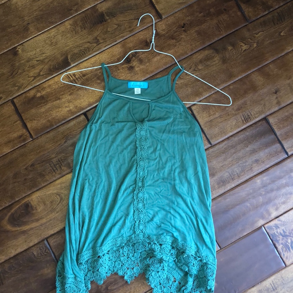 Green ruffle tank